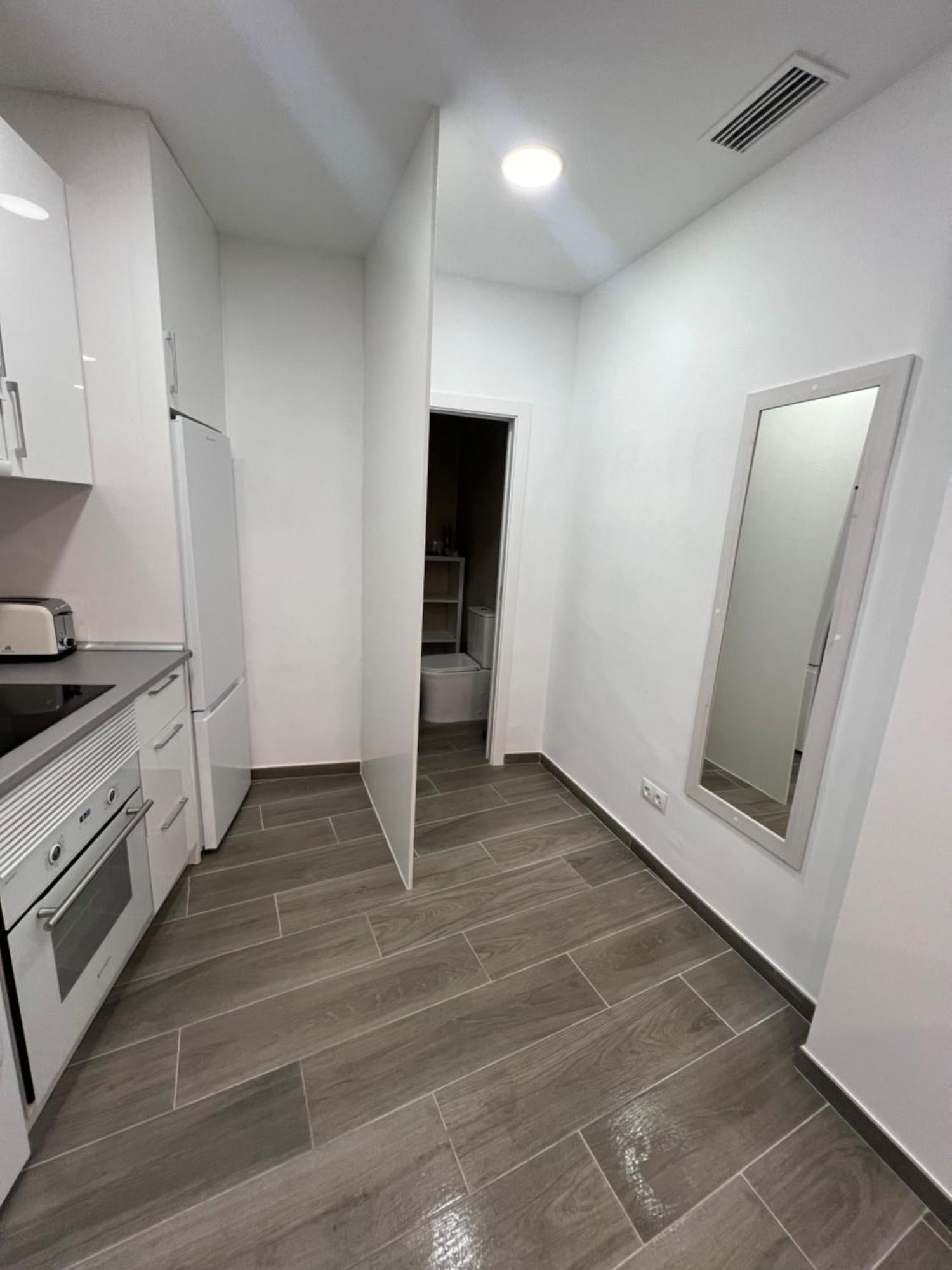 Apartamentos Montalvo Metropolis C 托雷莫利诺斯 外观 照片