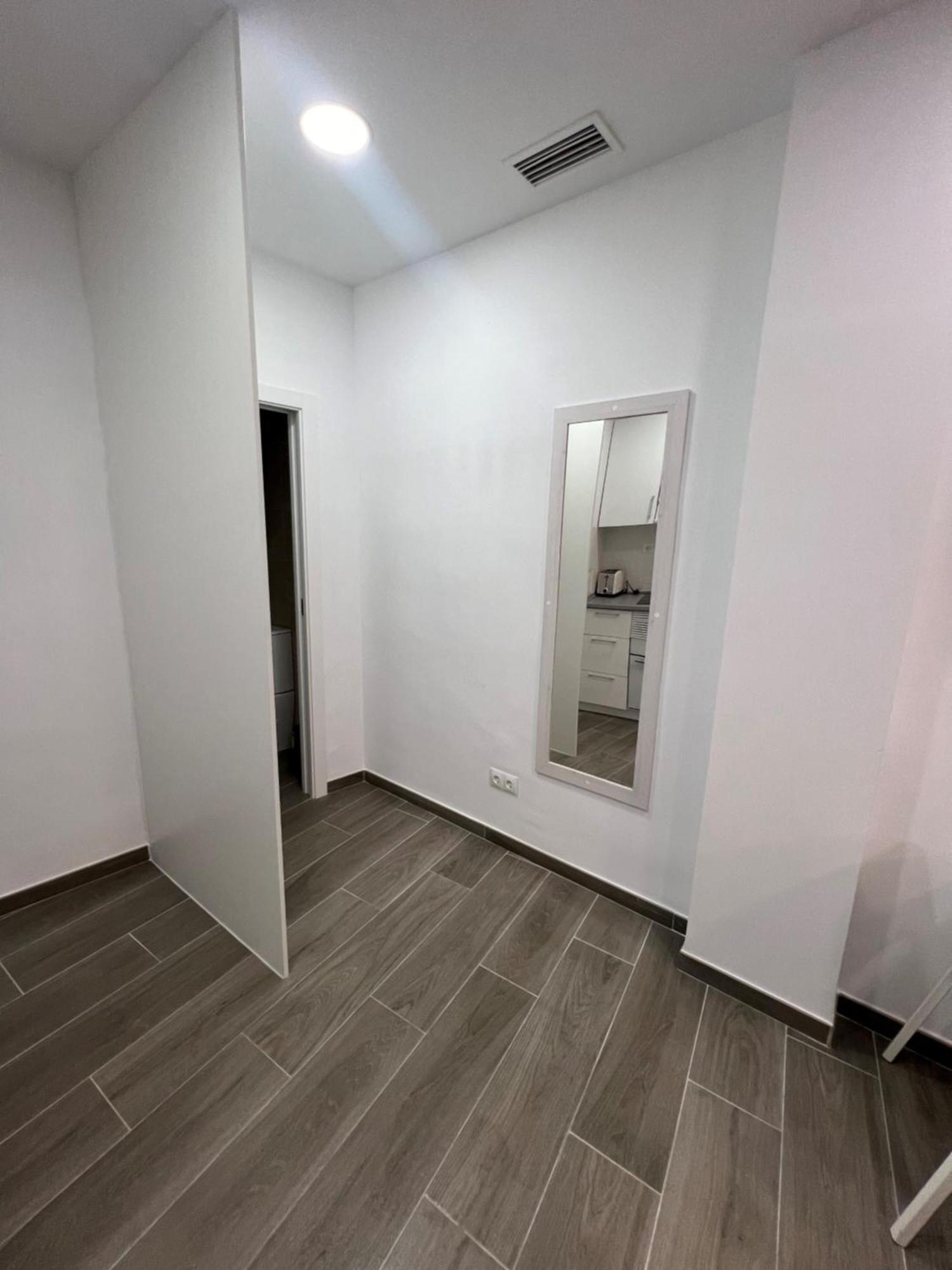 Apartamentos Montalvo Metropolis C 托雷莫利诺斯 外观 照片